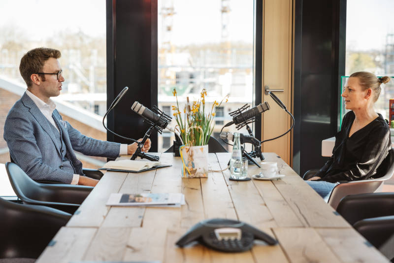 Tilman Gartmeier spricht im Podcast unter anderem über Crowdfunding im Immobilienbereich. Copyright: Cube Real Estate / Stefan Gatzke